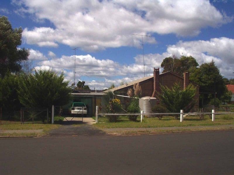 8 Hospital Avenue, MANJIMUP WA 6258, Manjimup - Thumbnail 7