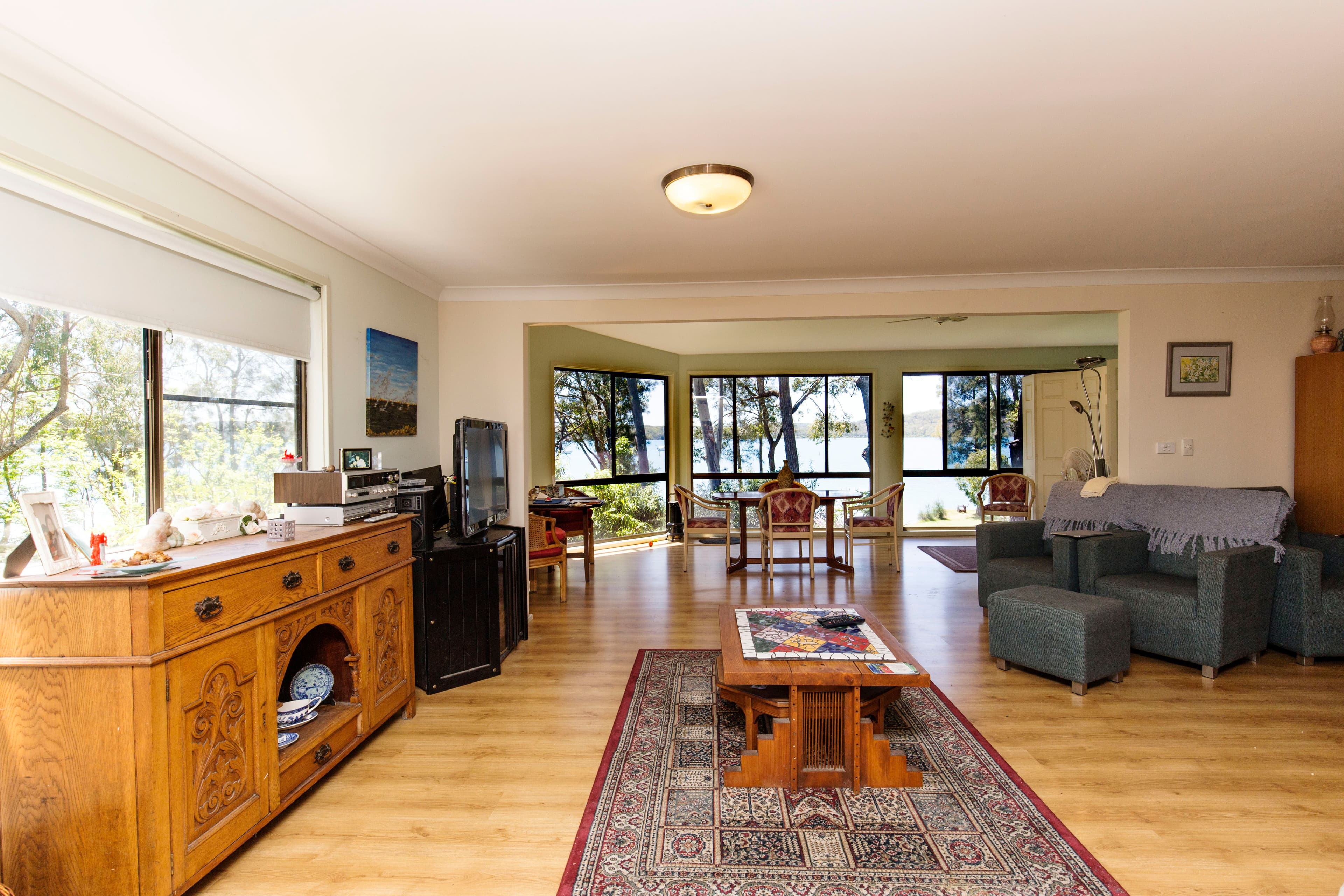 44 Cove Boulevard, North Arm Cove - Thumbnail 4