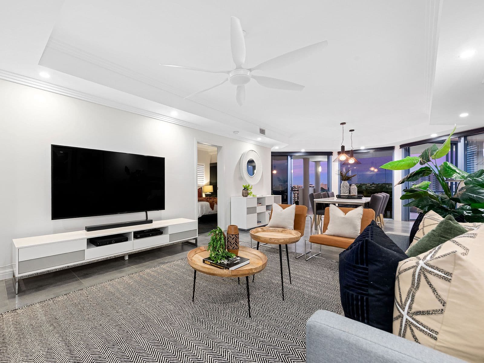 40 O'Connell Street, Kangaroo Point QLD 4169, Kangaroo Point - Thumbnail 2