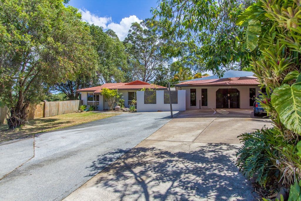 2 oak Street, NERANG QLD 4211, Nerang - Thumbnail 2