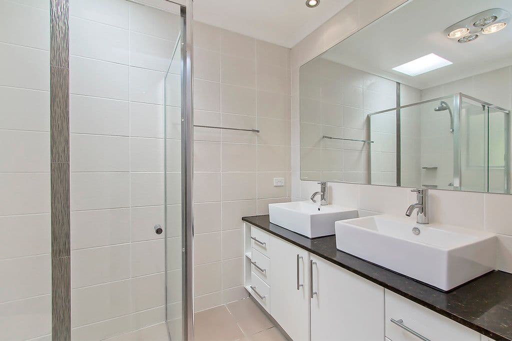 2 oak Street, NERANG QLD 4211, Nerang - Thumbnail 3