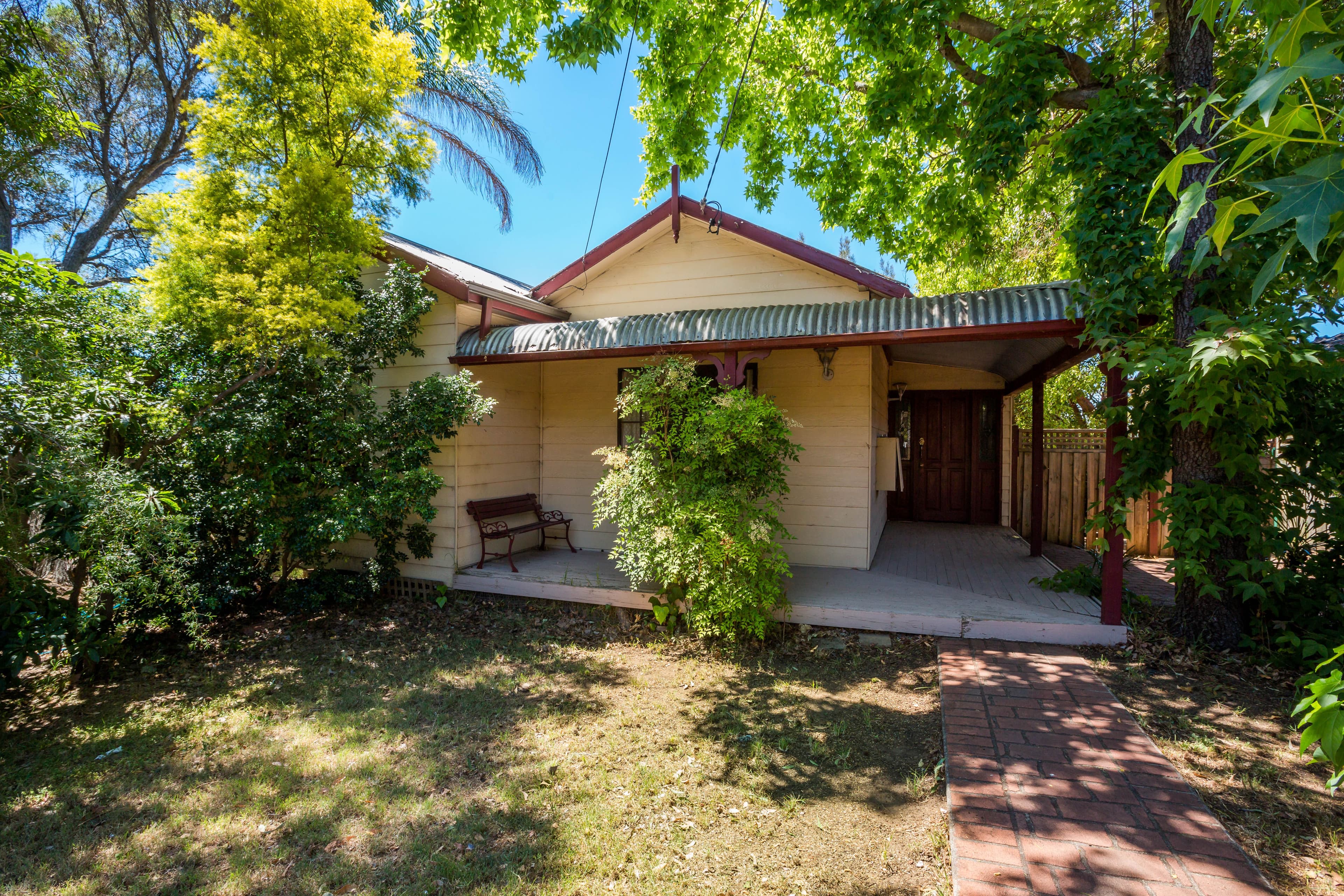 24 Constitution Road, Constitution Hill - Image 1
