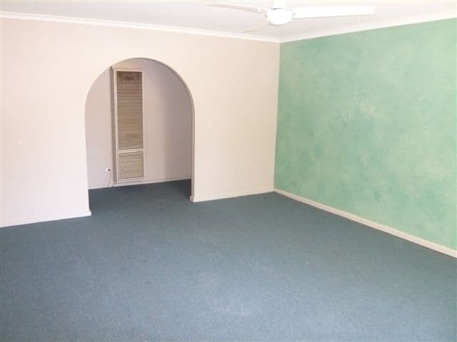1 Solandra Crescent, MODBURY NORTH SA 5092, Modbury North - Thumbnail 3