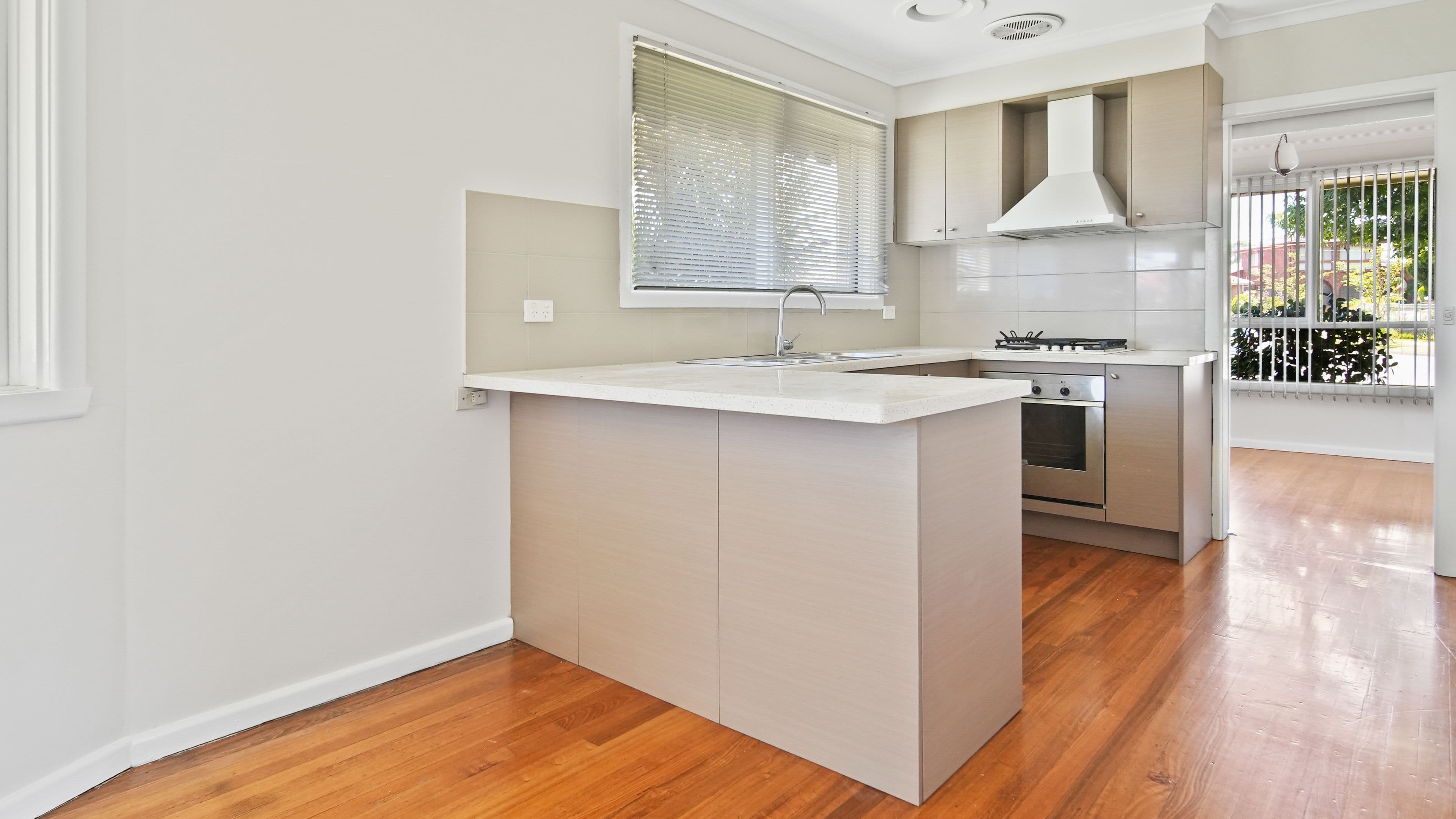 6 Cronulla Court, Noble Park VIC 3174, Noble Park - Thumbnail 3