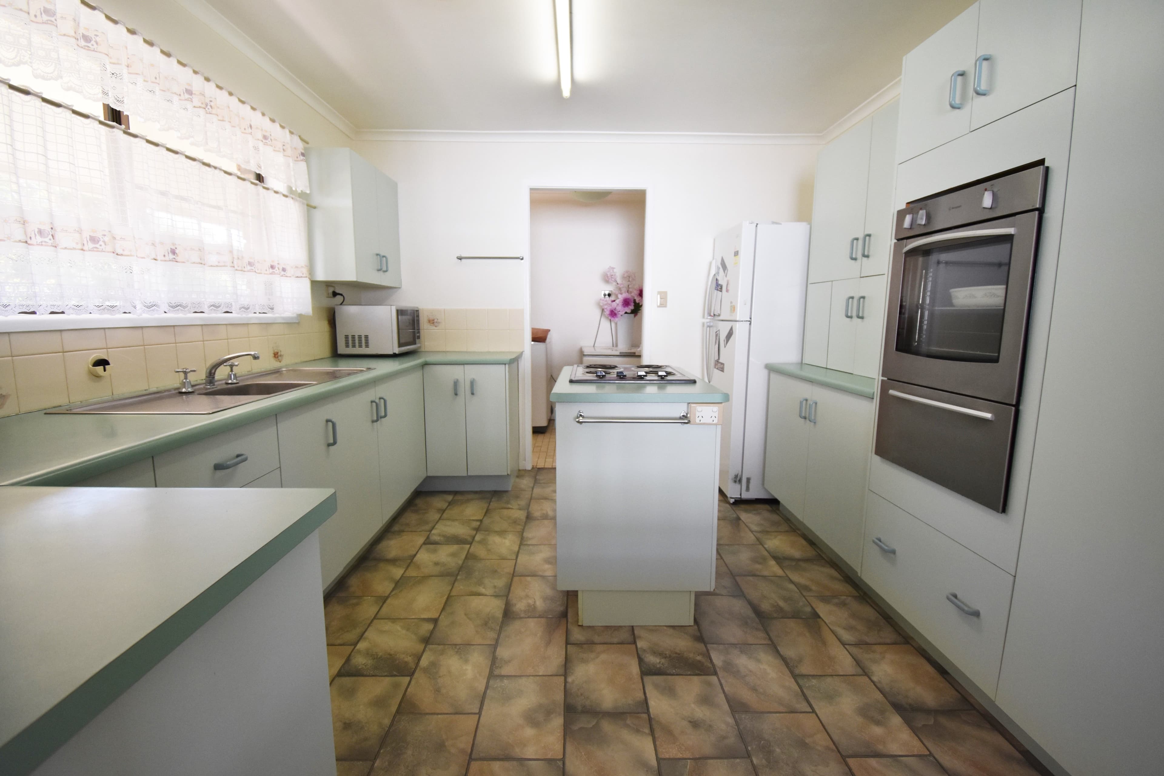 53 Beech Street, Barcaldine QLD 4725, Barcaldine - Thumbnail 6