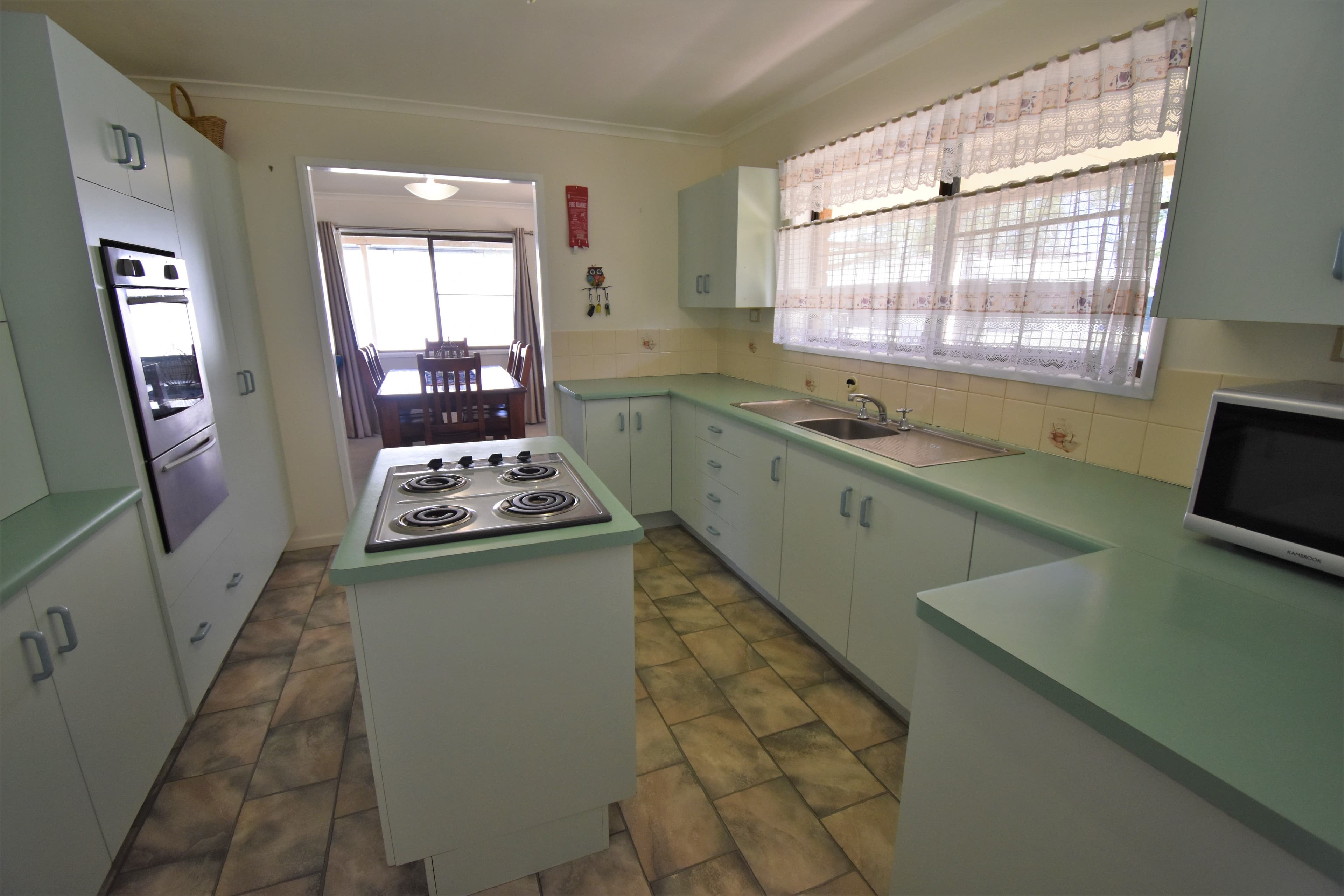 53 Beech Street, Barcaldine QLD 4725, Barcaldine - Thumbnail 7