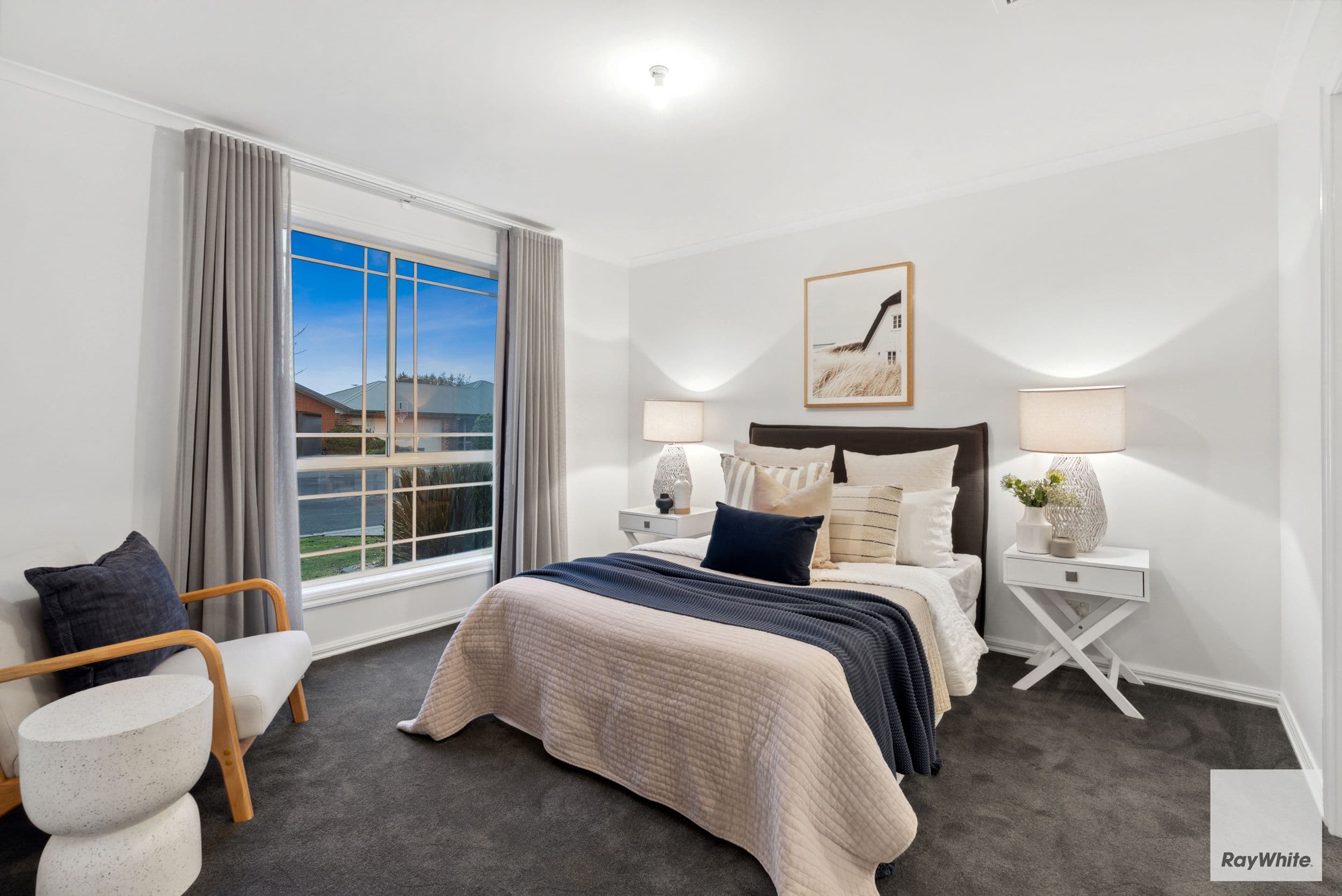 13 Burnley Grove, Taylors Hill VIC 3037, Taylors Hill - Thumbnail 2