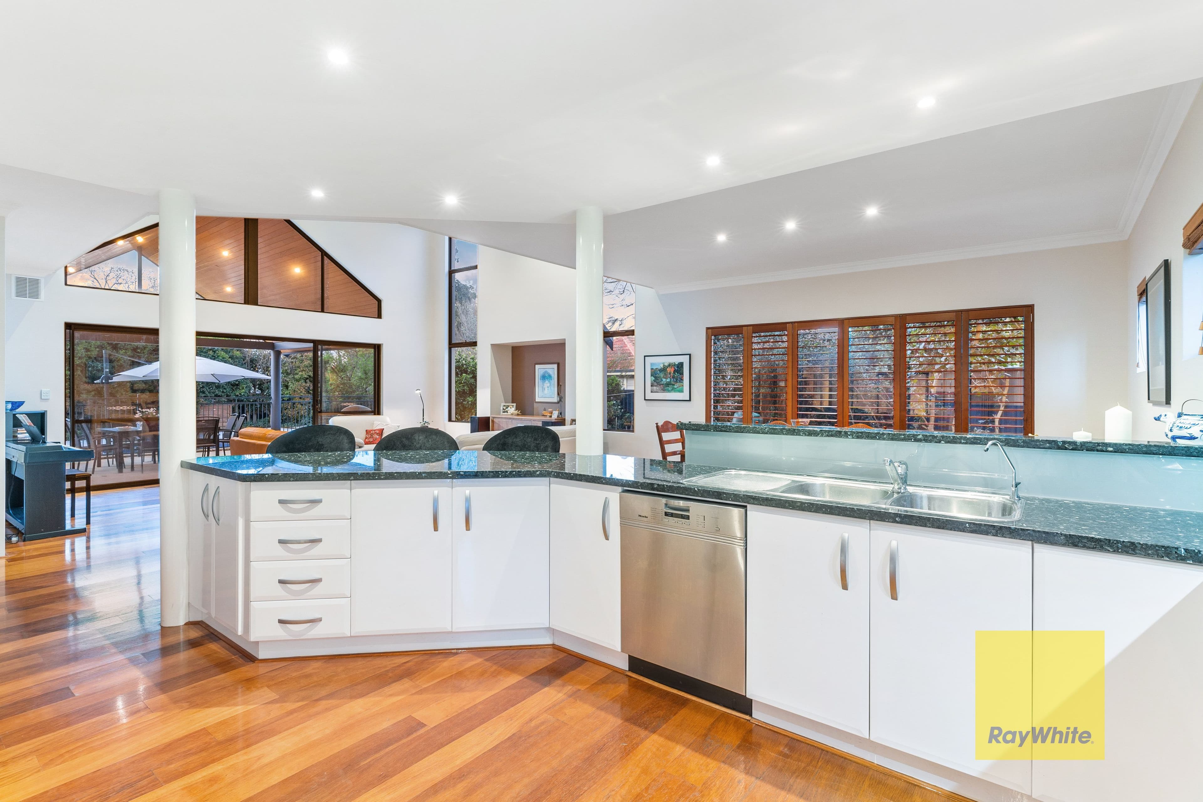 84 Birkdale Street, Floreat WA 6014, Floreat - Thumbnail 5