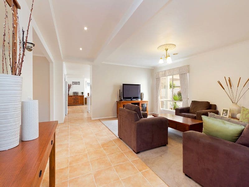 7 Fredman Court, DINGLEY VILLAGE VIC 3172, Dingley Village - Thumbnail 3