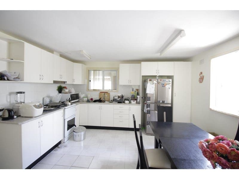 18 Tarlington Parade, Bonnyrigg NSW 2177, Bonnyrigg - Thumbnail 4