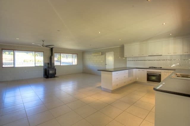 1175 Glamorgan vale Road, WANORA QLD 4306, Wanora - Thumbnail 5