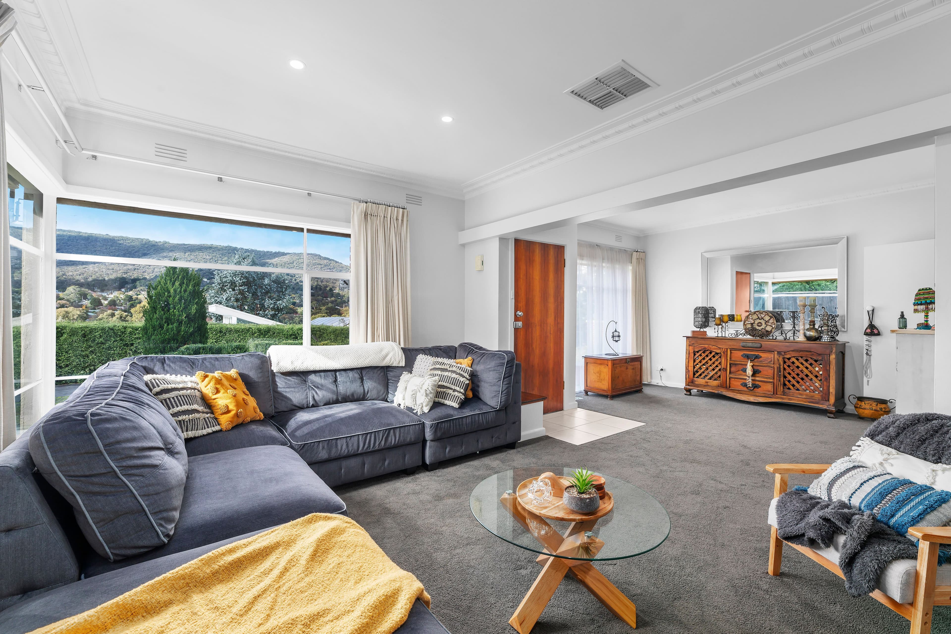 3 Hillcrest Avenue, Ferntree Gully VIC 3156, Ferntree Gully - Thumbnail 4