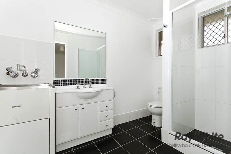 12 Wooroo Street, ALBION PARK RAIL NSW 2527, Albion Park Rail - Thumbnail 4