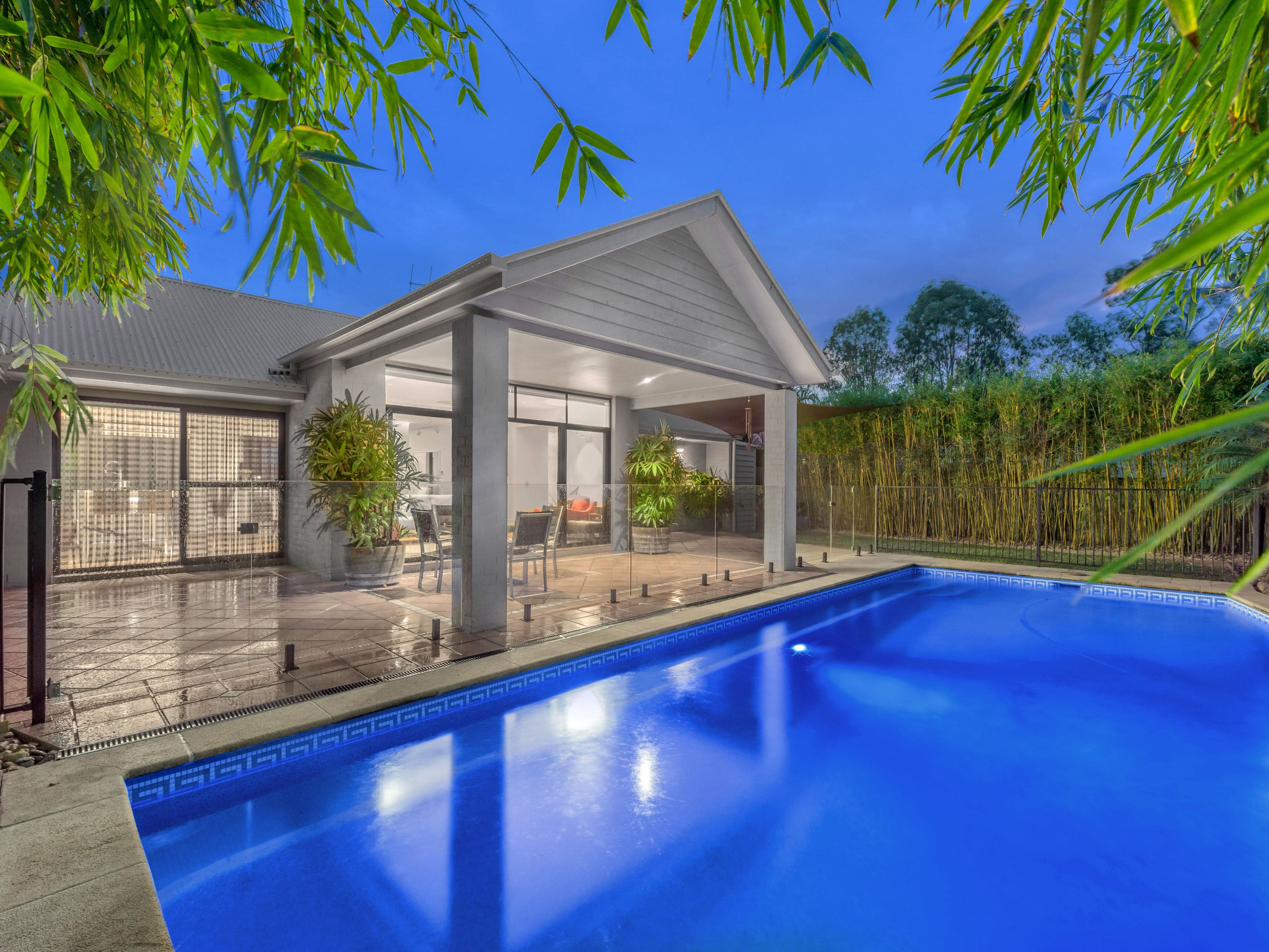 5 Barnstos Place, Carindale QLD 4152, Carindale - Image 1