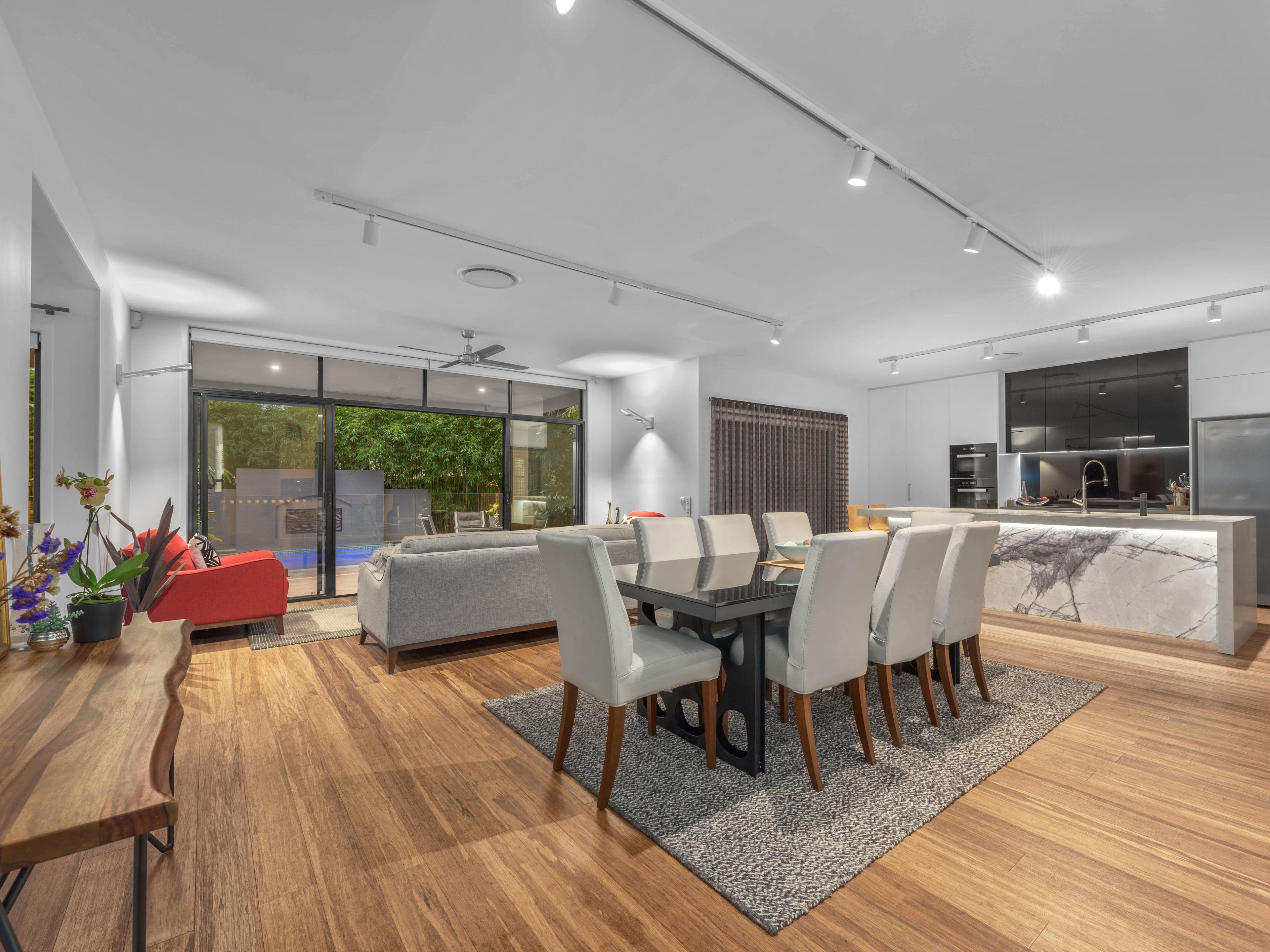 5 Barnstos Place, Carindale QLD 4152, Carindale - Thumbnail 2