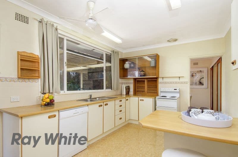5 Watford Close, North Epping - Thumbnail 4