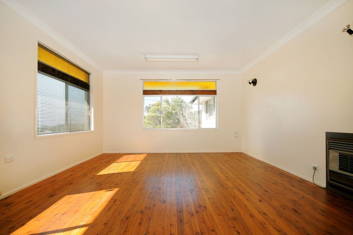 9 Martini Street, MOUNT LOFTY QLD 4350, Mount Lofty - Thumbnail 3