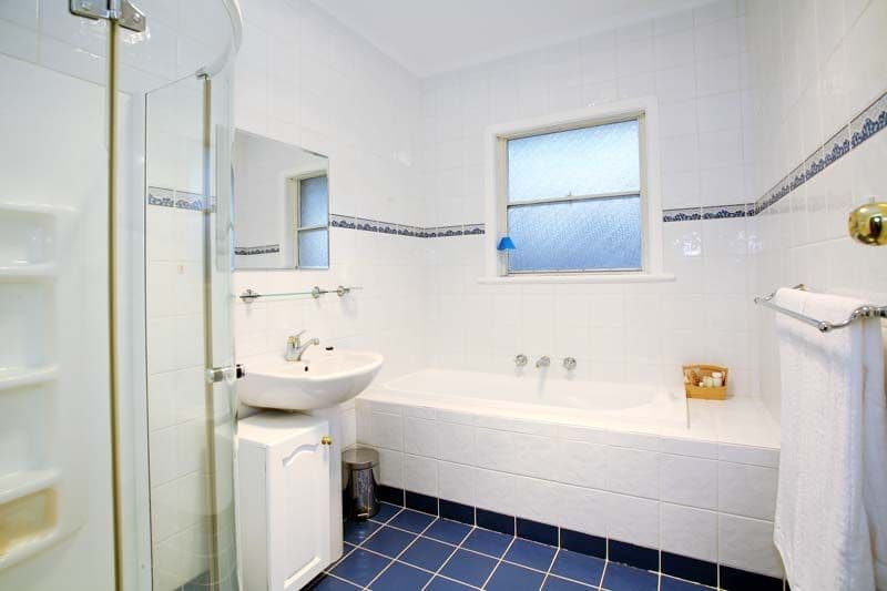 19   Sandgate Avenue, GLEN WAVERLEY VIC 3150, Glen Waverley - Thumbnail 4