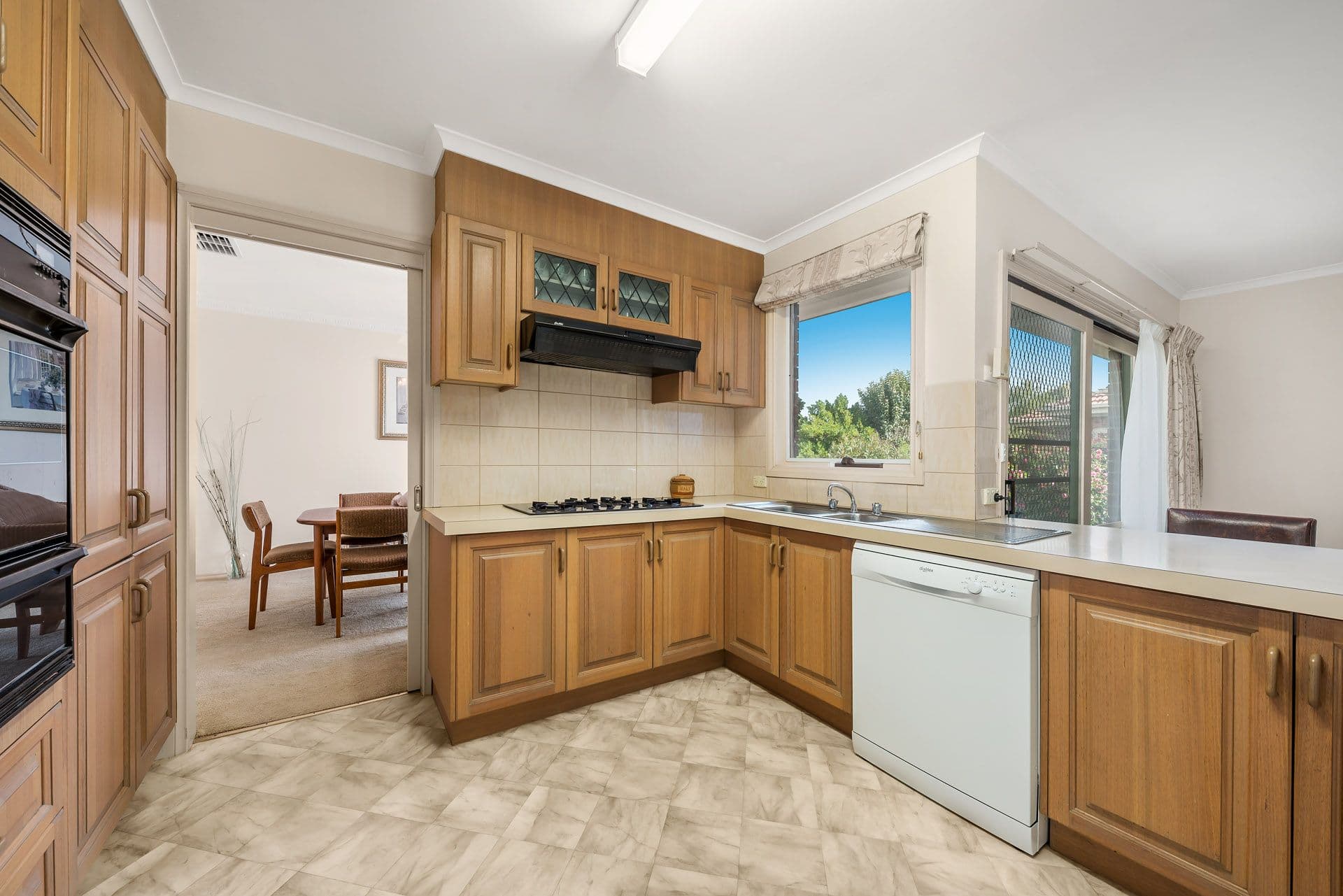 19 Newbigin Street, Burwood VIC 3125, Burwood - Thumbnail 5