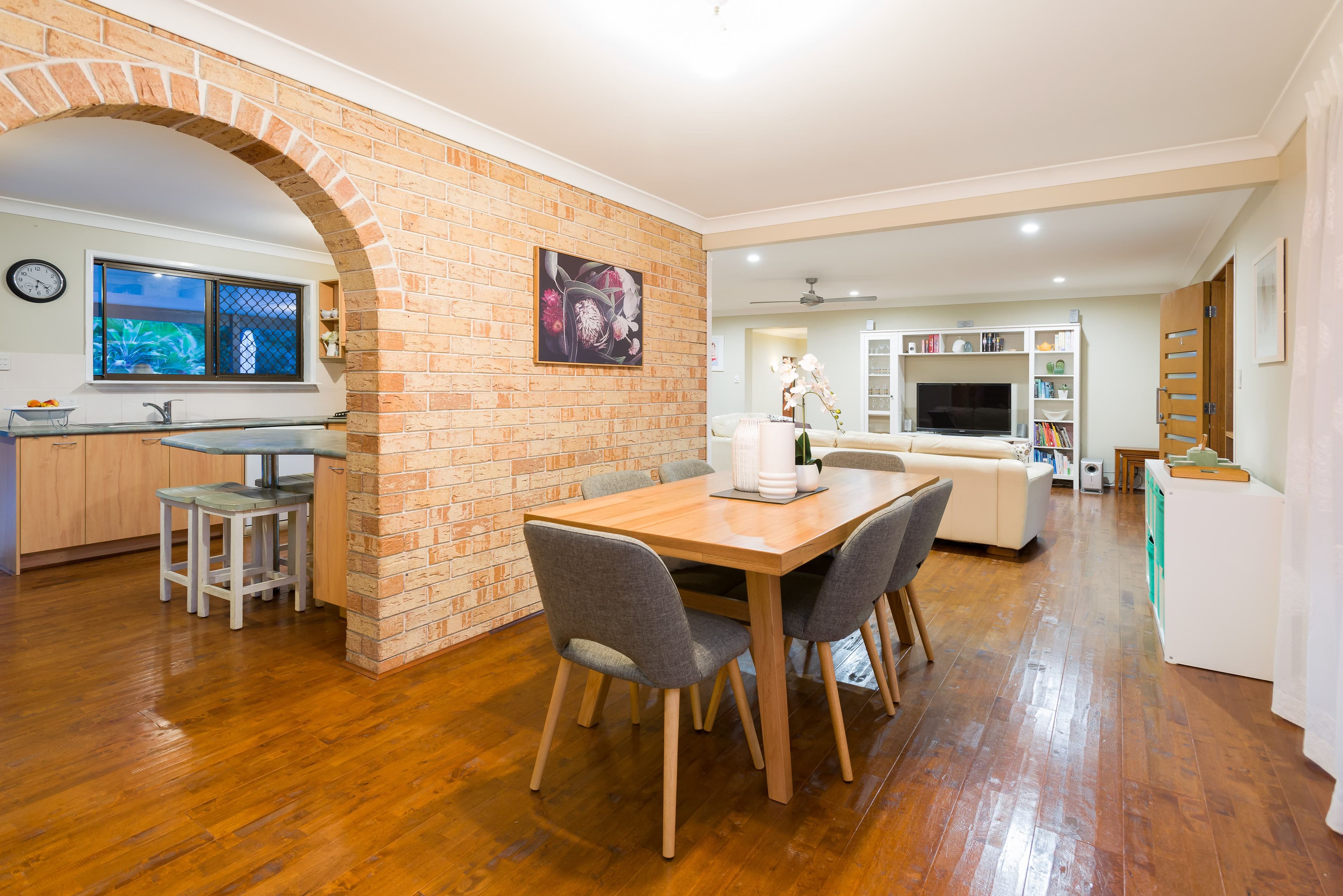 62 Wishart Road, Upper Mount Gravatt QLD 4122, Upper Mount Gravatt - Thumbnail 4