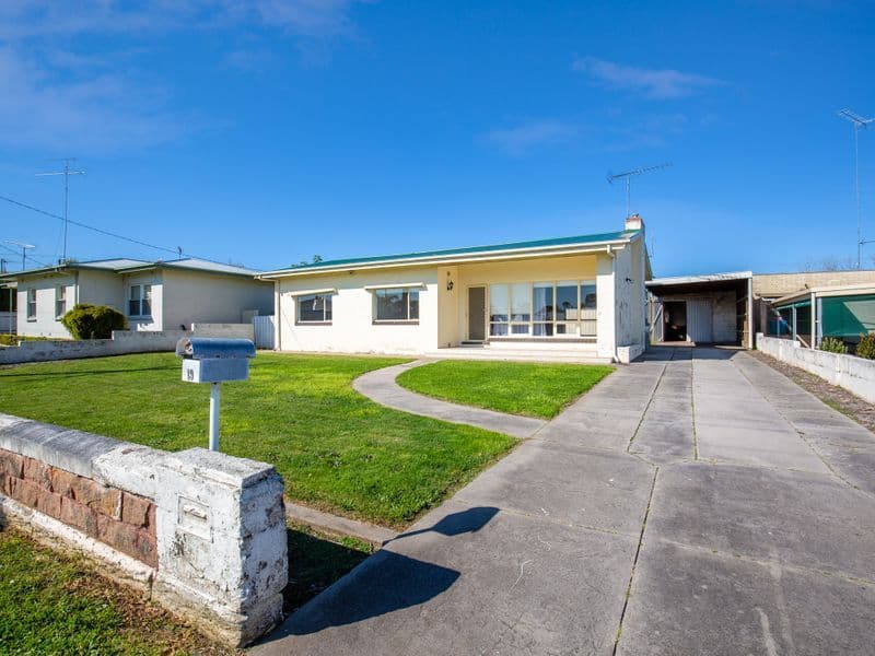 19 Birdwood Avenue, Mount Gambier SA 5290, Mount Gambier - Image 1