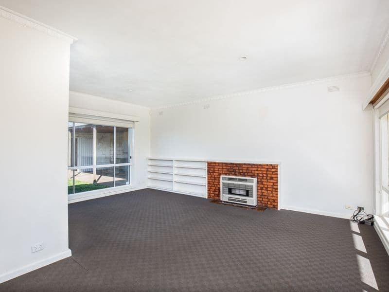 19 Birdwood Avenue, Mount Gambier SA 5290, Mount Gambier - Thumbnail 2