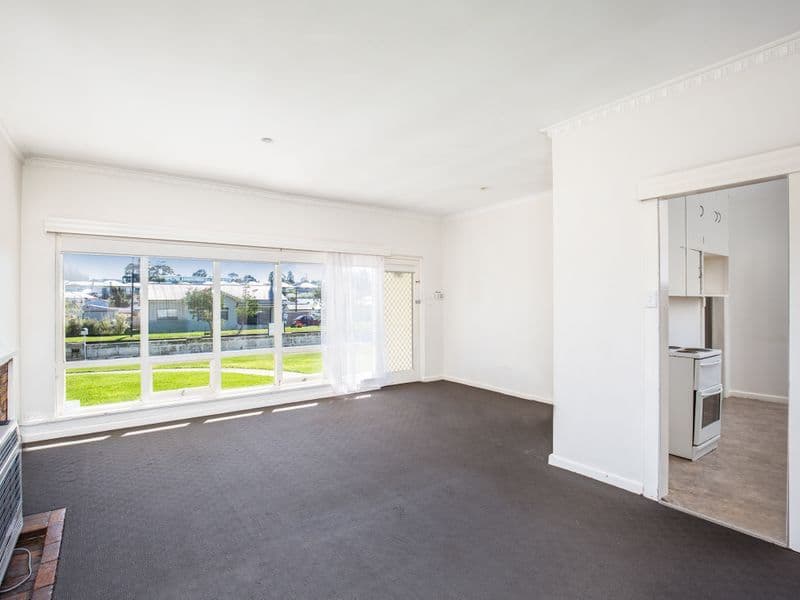 19 Birdwood Avenue, Mount Gambier SA 5290, Mount Gambier - Thumbnail 3