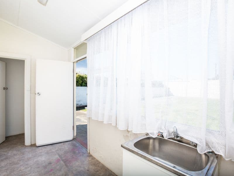 19 Birdwood Avenue, Mount Gambier SA 5290, Mount Gambier - Thumbnail 6