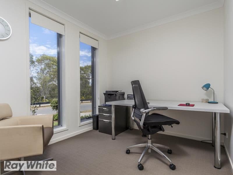 13 Lytham Circuit, North Lakes QLD 4509, North Lakes - Thumbnail 4