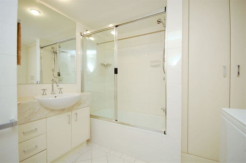 150 Oxlade Drive, NEW FARM QLD 4005, New Farm - Thumbnail 6