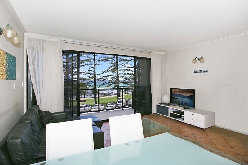 24 Goodwin Terrace, Burleigh Heads QLD 4220, Burleigh Heads - Thumbnail 2