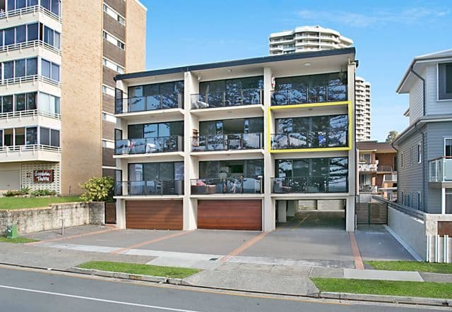 24 Goodwin Terrace, Burleigh Heads QLD 4220, Burleigh Heads - Thumbnail 4