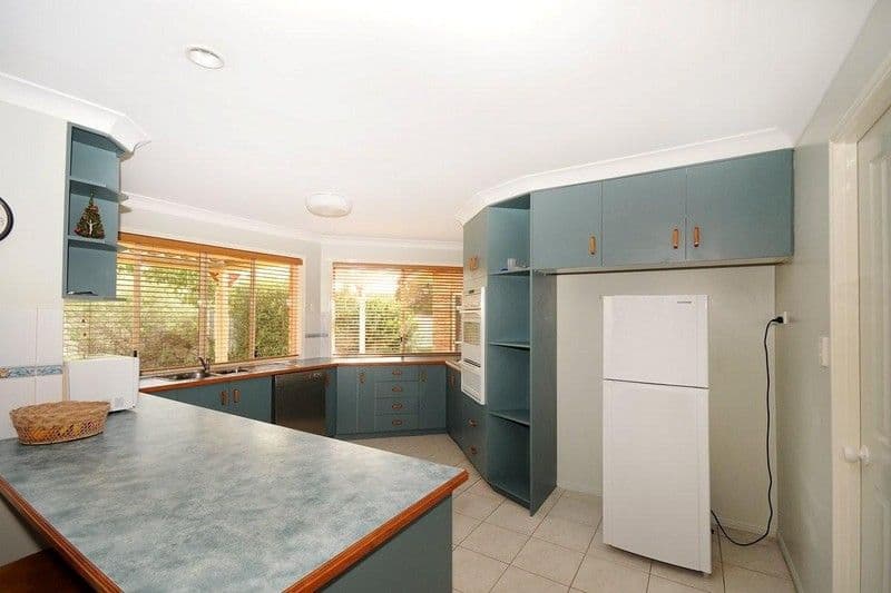 16 Janine Court, KEARNEYS SPRING QLD 4350, Kearneys Spring - Thumbnail 2