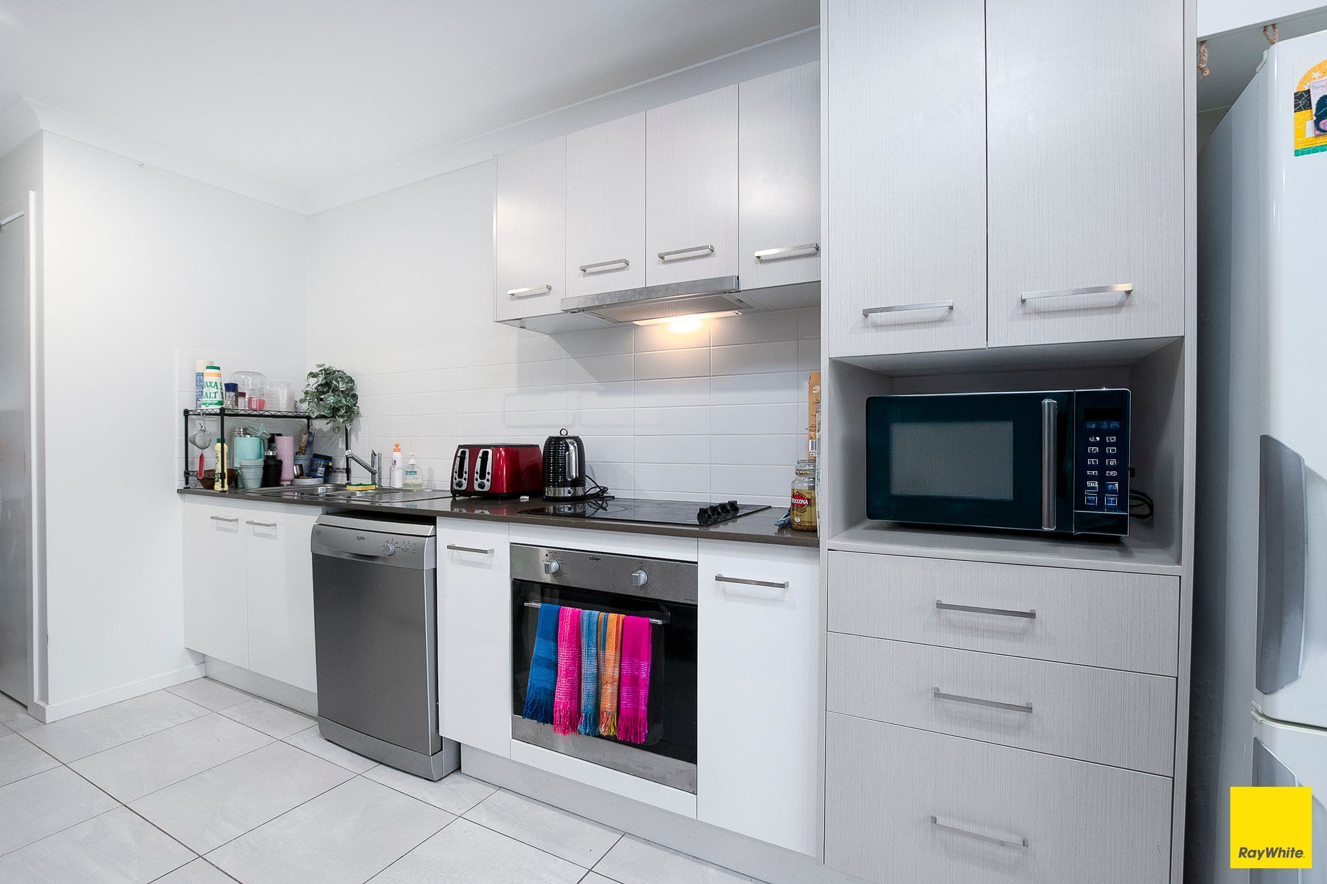 81 Lamington Drive, Redbank Plains QLD 4301, Redbank Plains - Thumbnail 2