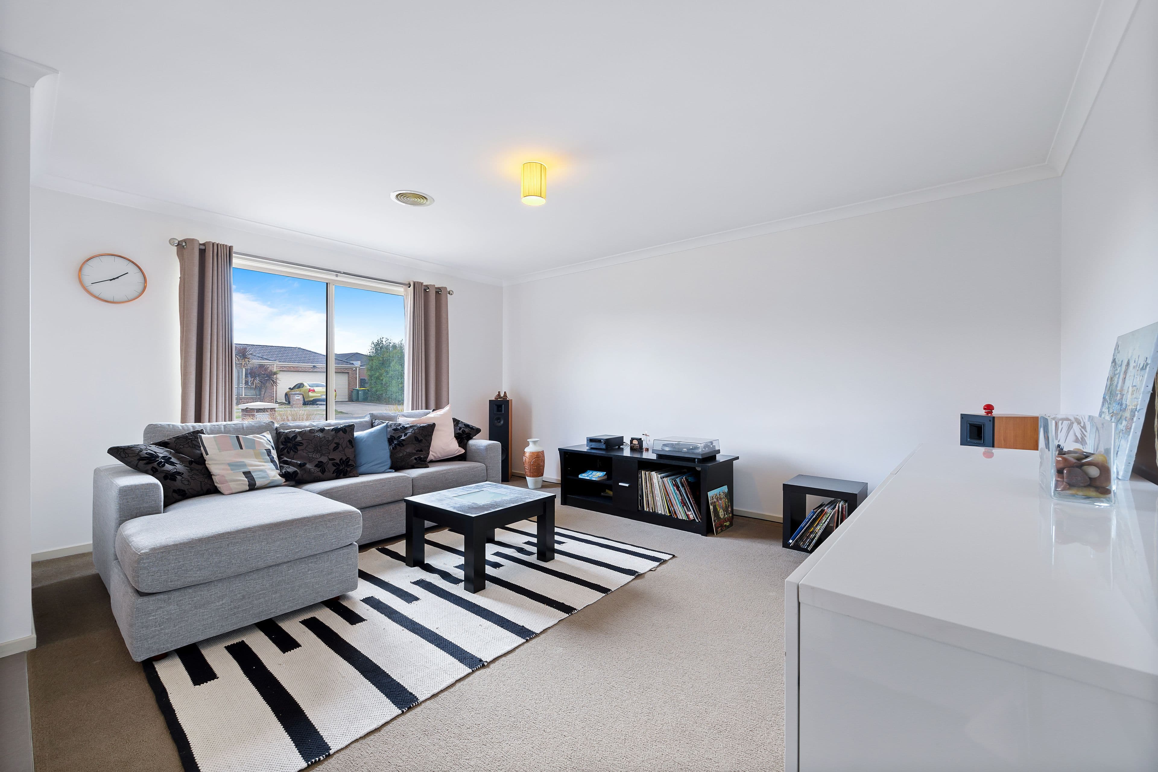 33 Tudor Avenue, Delacombe VIC 3356, Delacombe - Thumbnail 2