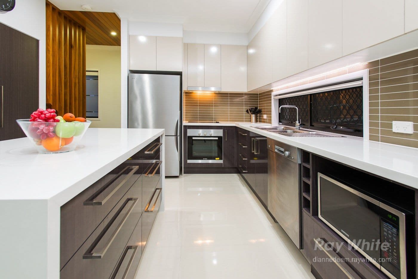 10 Lauder Street, Mount Gravatt East QLD 4122, Mount Gravatt East - Thumbnail 2