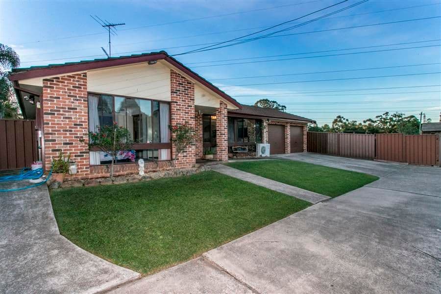 90 Hume Crescent, WERRINGTON COUNTY NSW 2747, Werrington County - Thumbnail 2