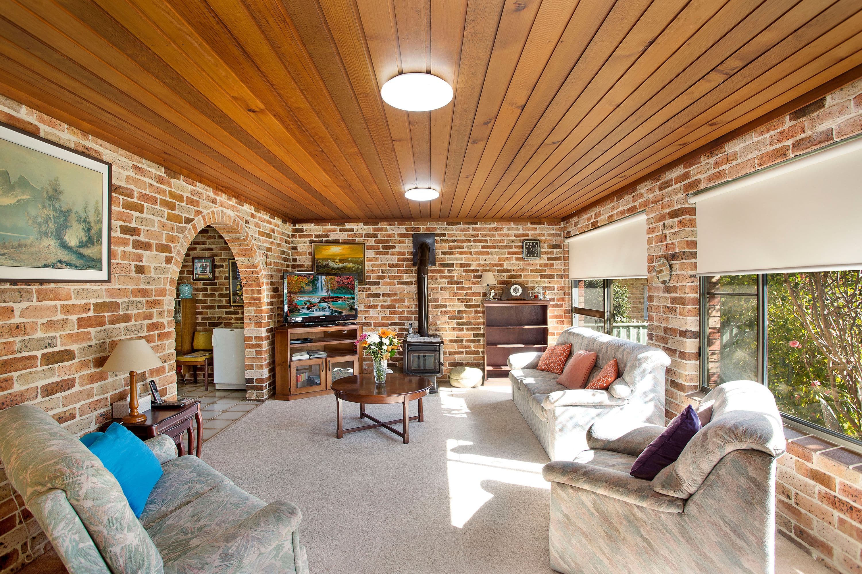 7 Kindarun Close, Killarney Vale - Thumbnail 3