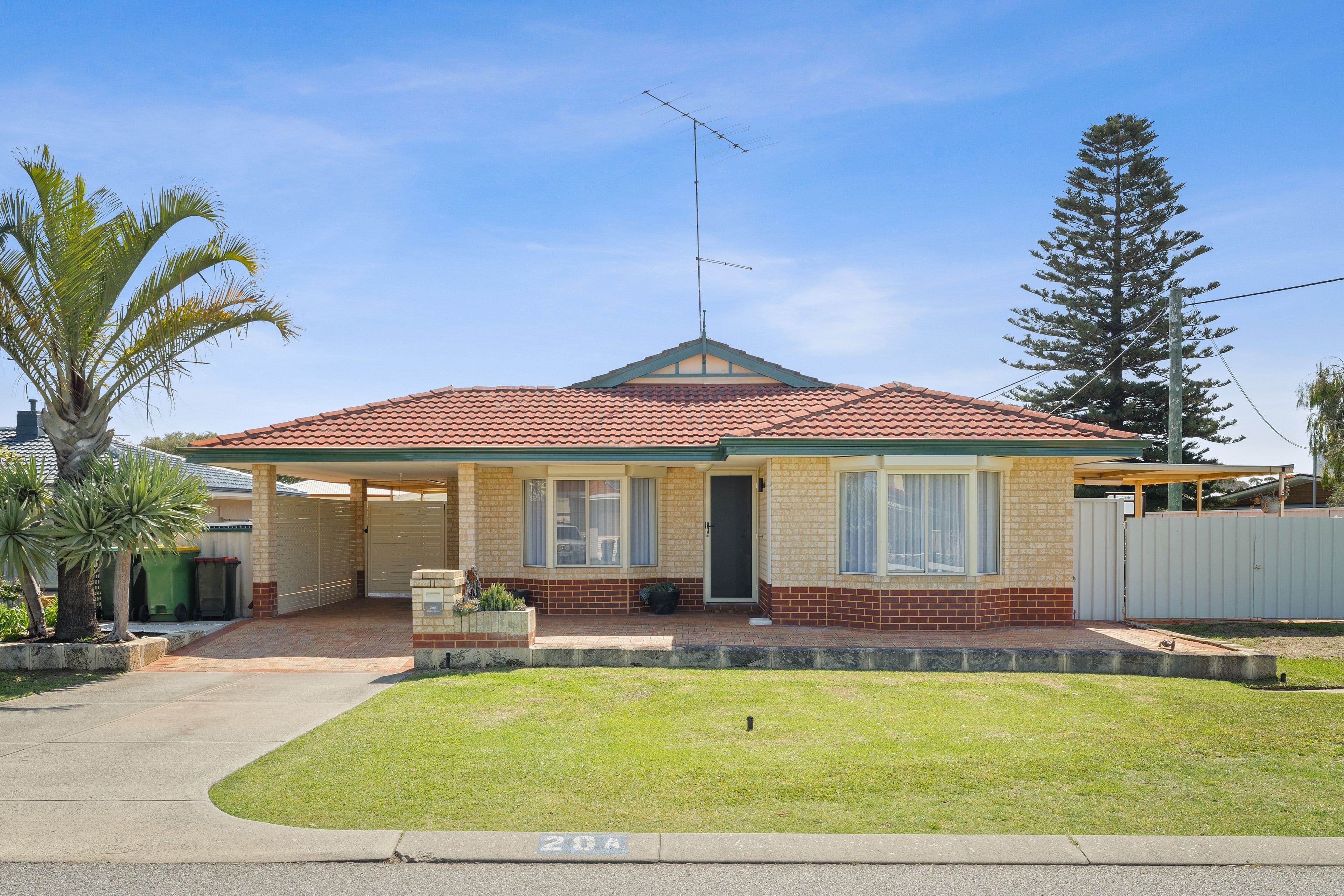 20a Waller Street, Rockingham WA 6168, Rockingham - Image 1