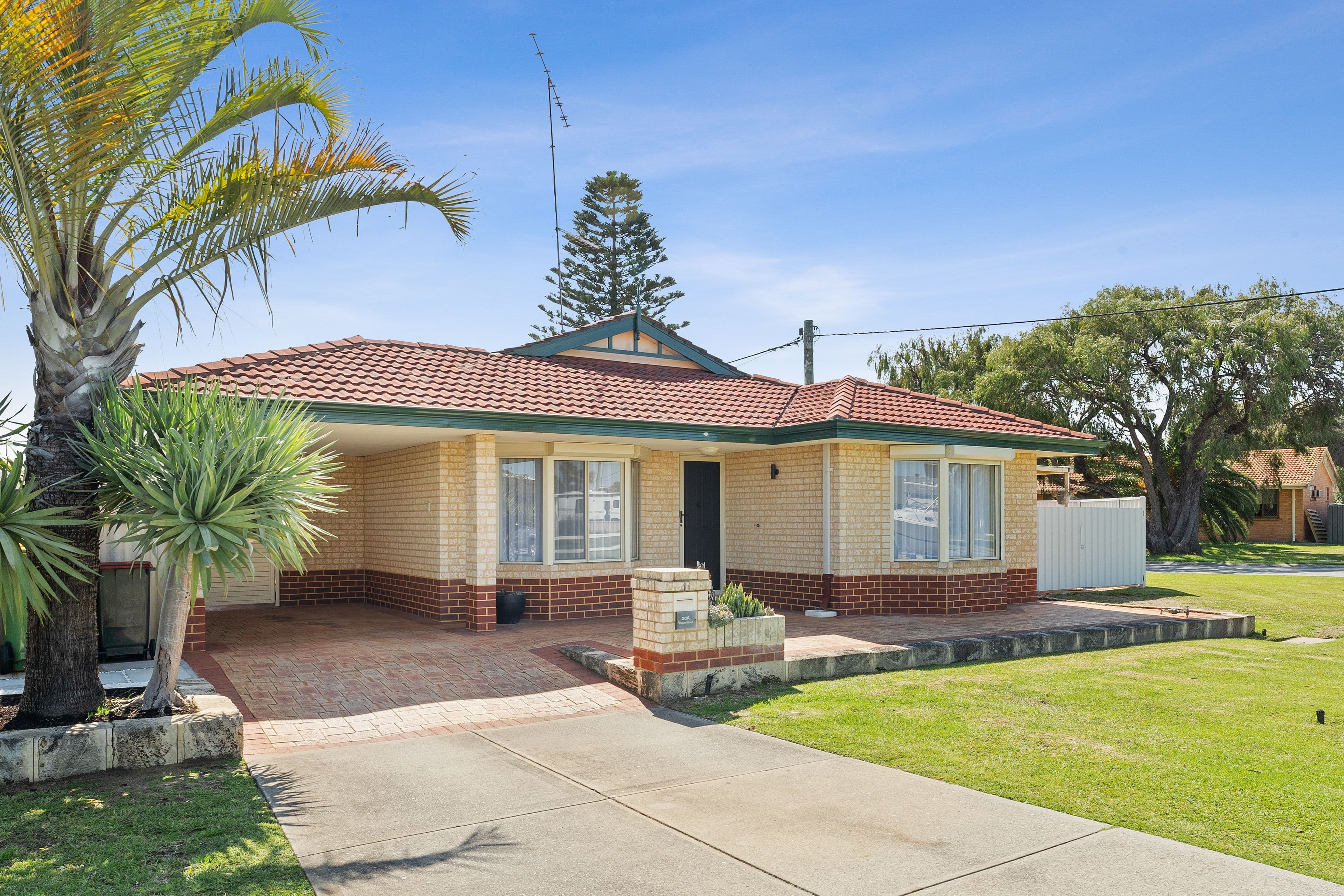 20a Waller Street, Rockingham WA 6168, Rockingham - Thumbnail 2