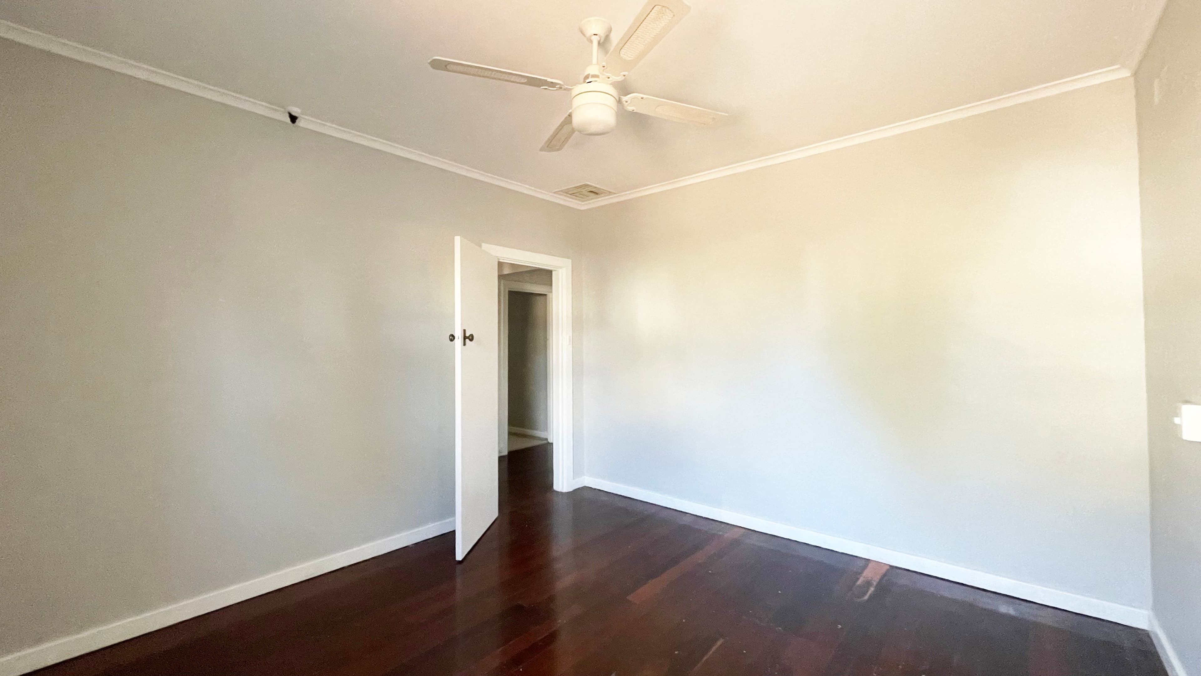 33 Douglas Street, Port Augusta SA 5700, Port Augusta - Thumbnail 4