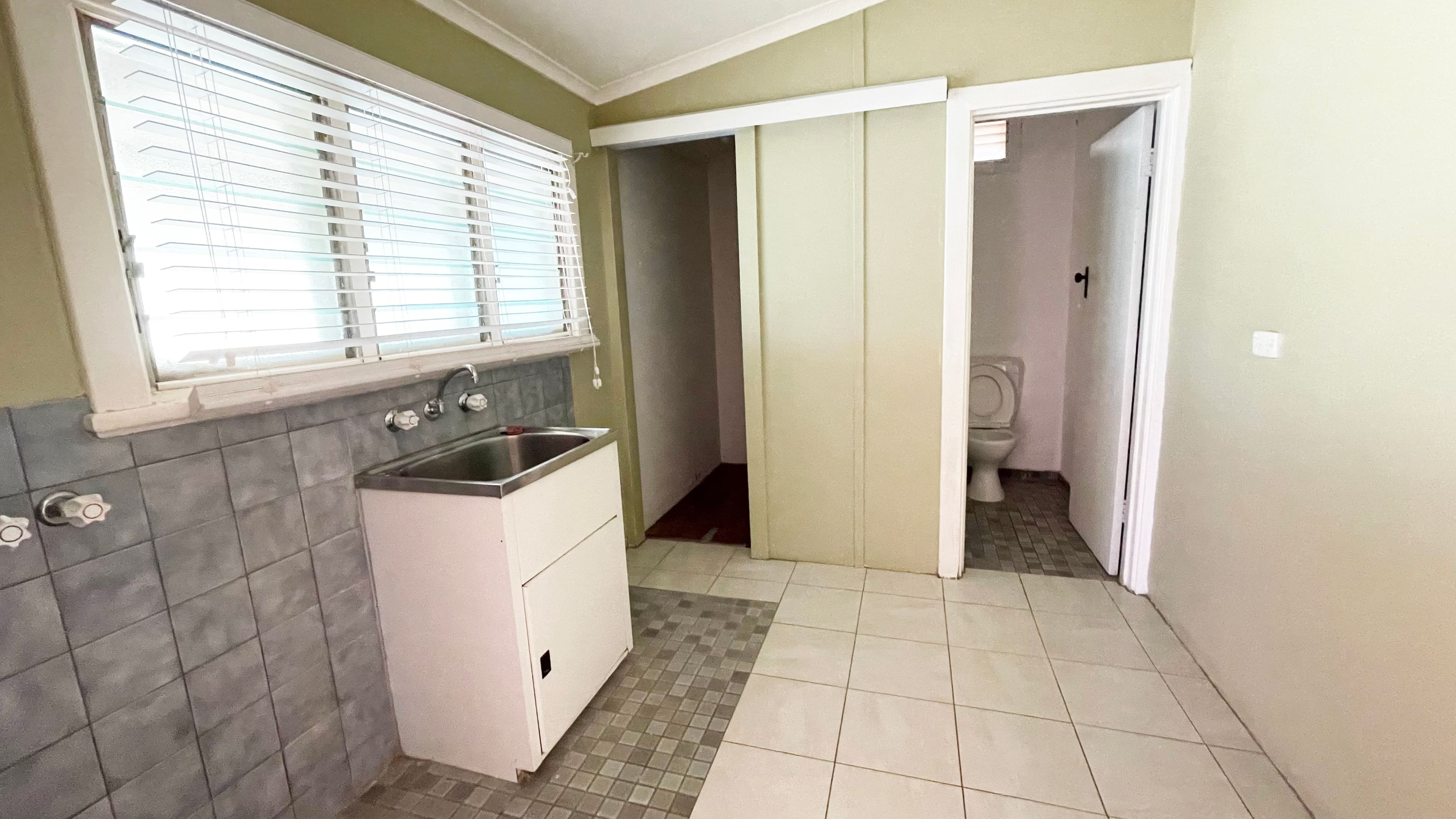 33 Douglas Street, Port Augusta SA 5700, Port Augusta - Thumbnail 8