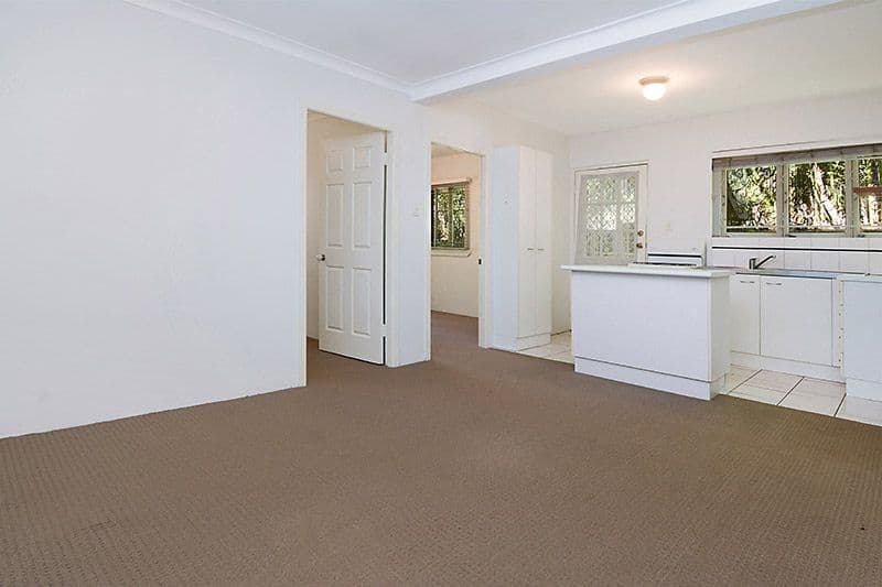 92 Woodville Street, Hendra QLD 4011, Hendra - Thumbnail 3