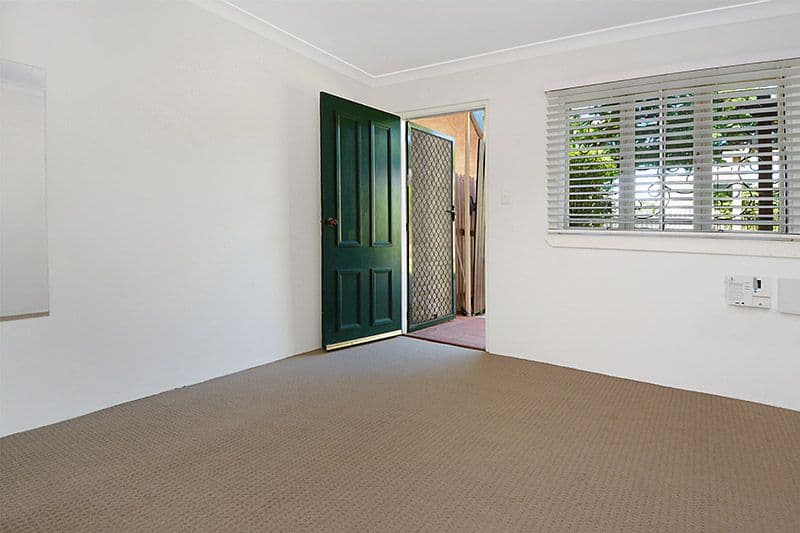 92 Woodville Street, Hendra QLD 4011, Hendra - Thumbnail 5