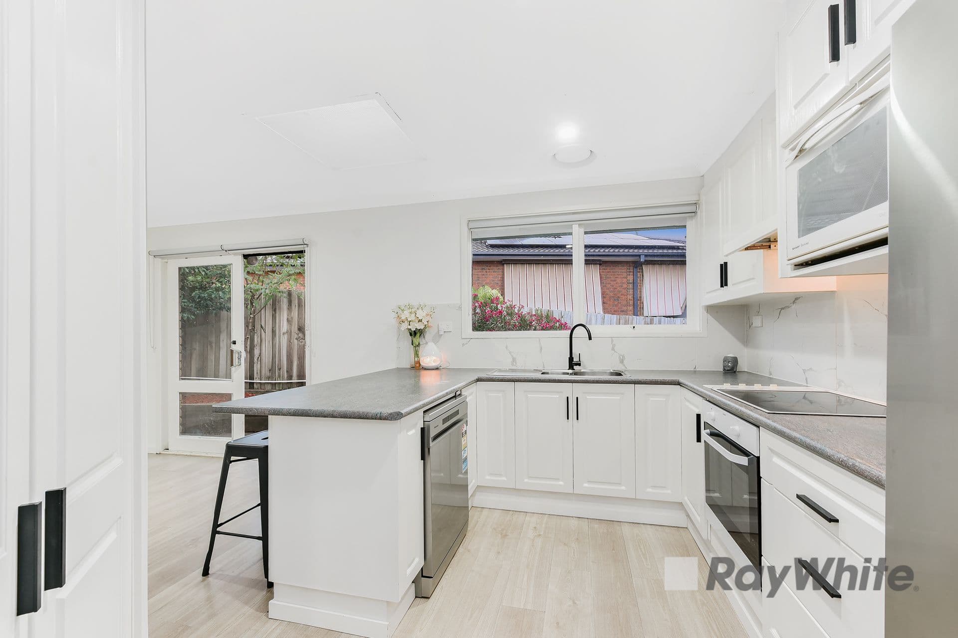 12 Cotham Square, Hampton Park VIC 3976, Hampton Park - Thumbnail 6