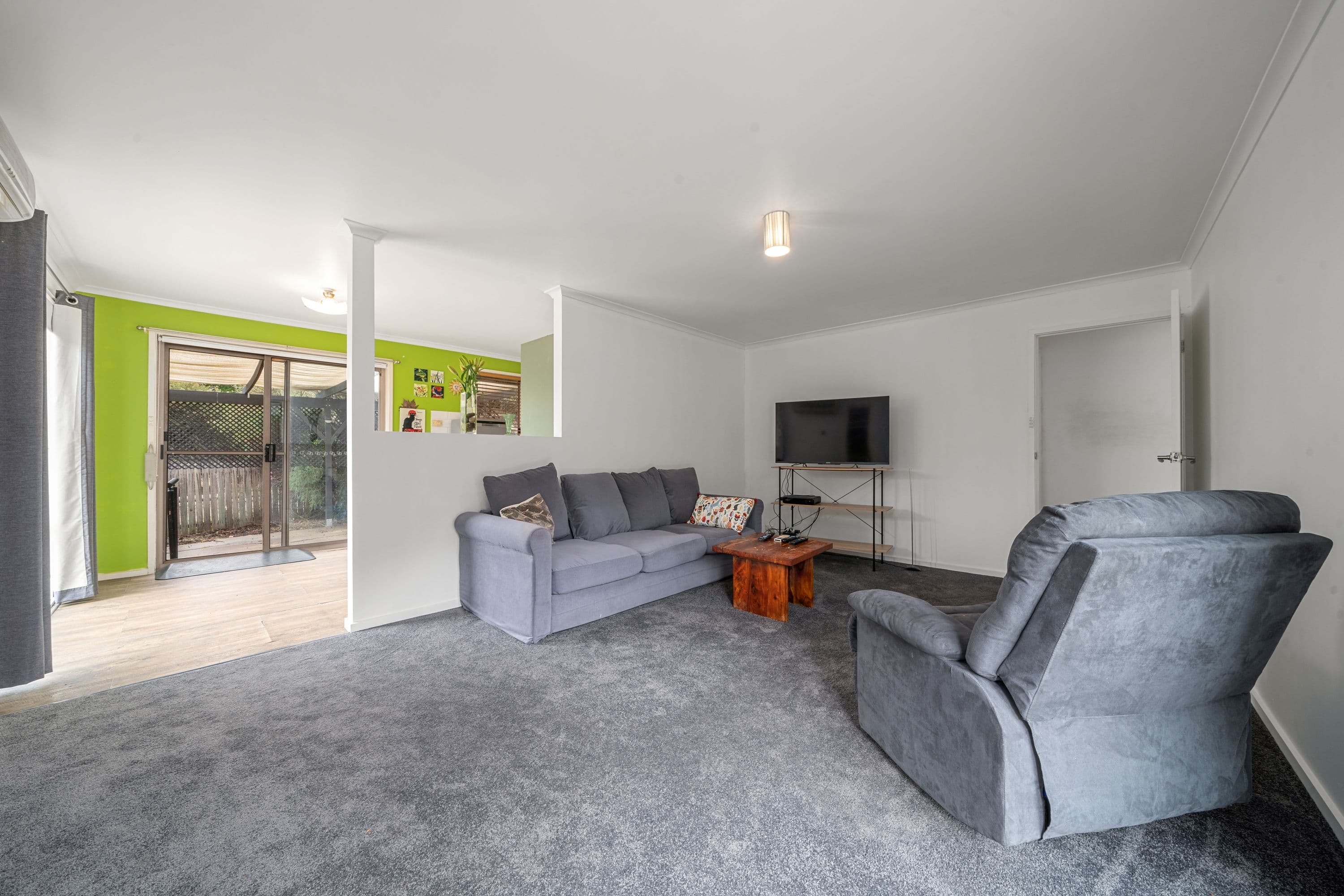 30 Bimbiang Crescent, Ngunnawal ACT 2913, Ngunnawal - Thumbnail 2