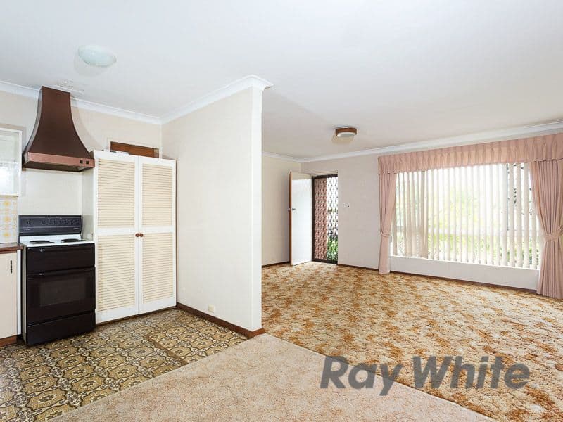 28 Gorham Way, SPEARWOOD WA 6163, Spearwood - Thumbnail 4