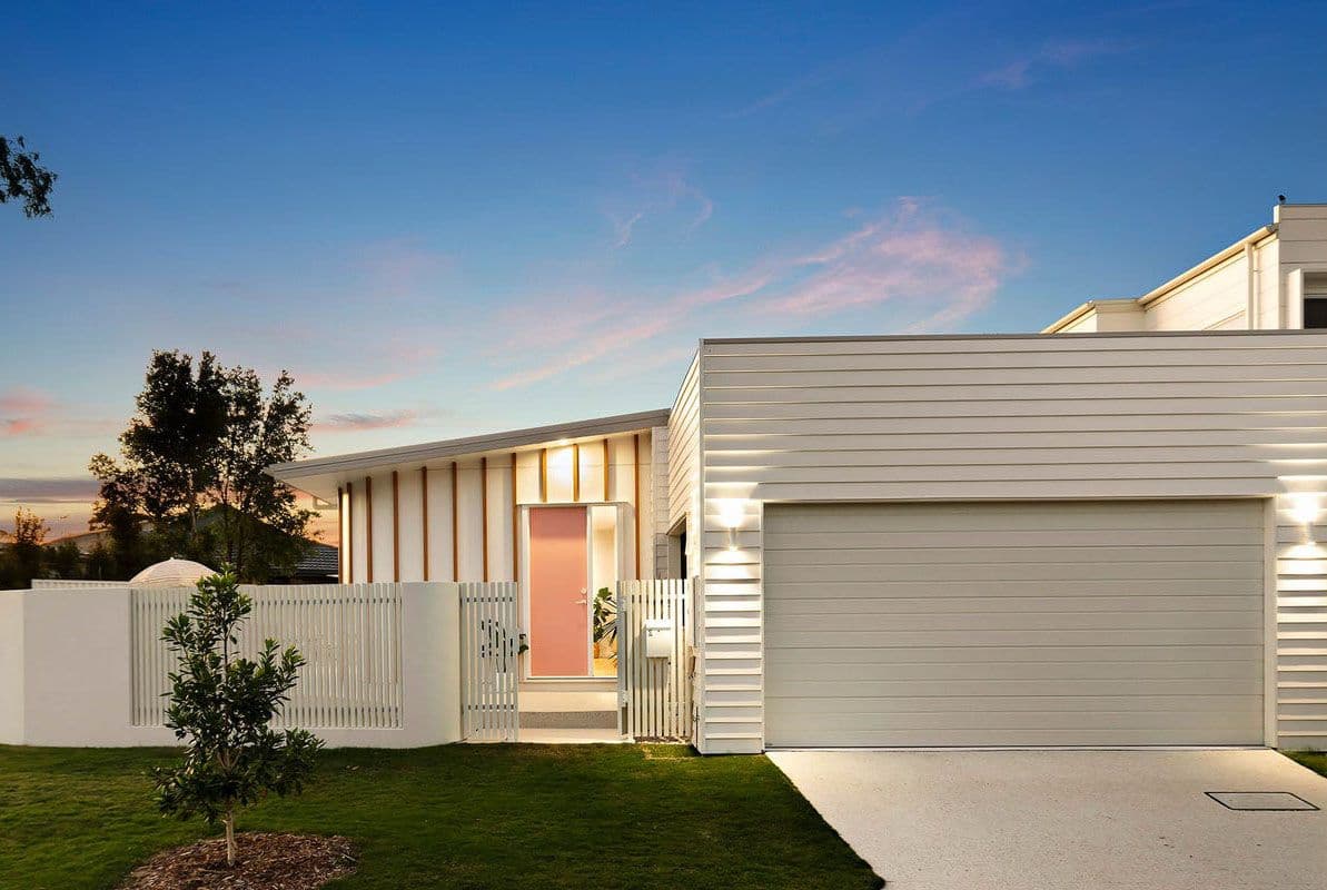 1 Cassia Court, Palm Beach QLD 4221, Palm Beach - Thumbnail 2