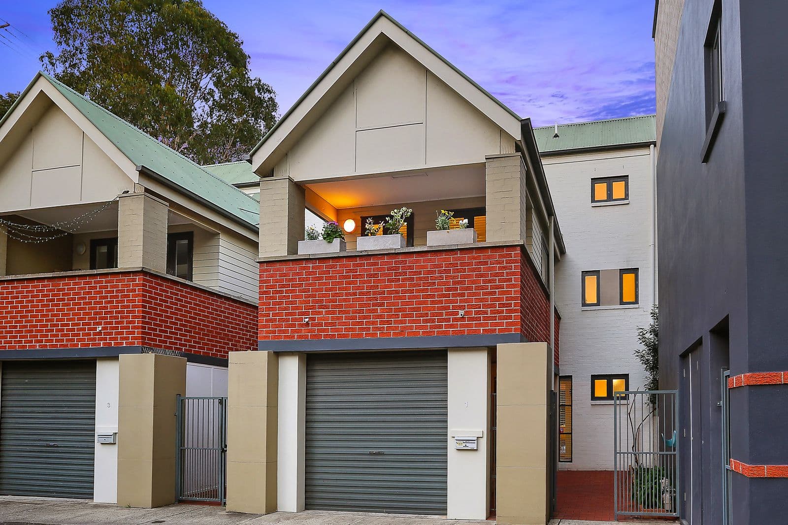 1 Challenger Place, Birchgrove - Image 1