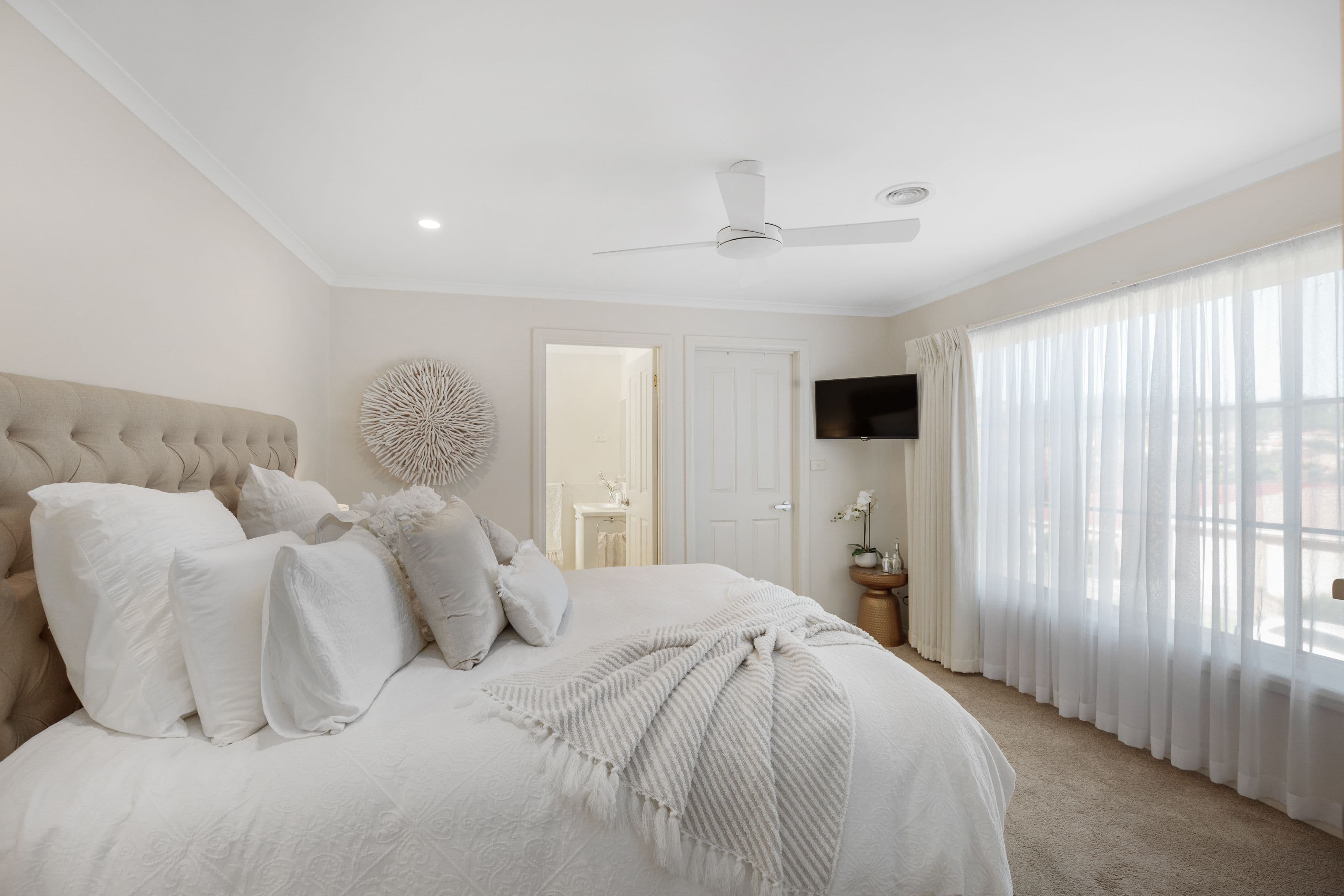 30 Woodside Drive, Rowville VIC 3178, Rowville - Thumbnail 8